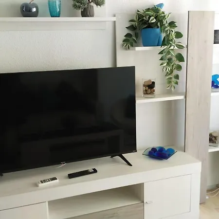 Con Vistas פואנגירולה