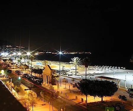 Con Vistas